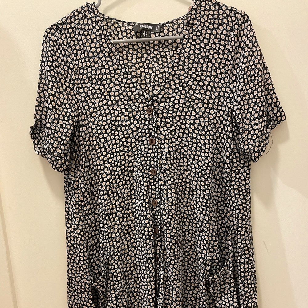 Missguided floral dress with pockets